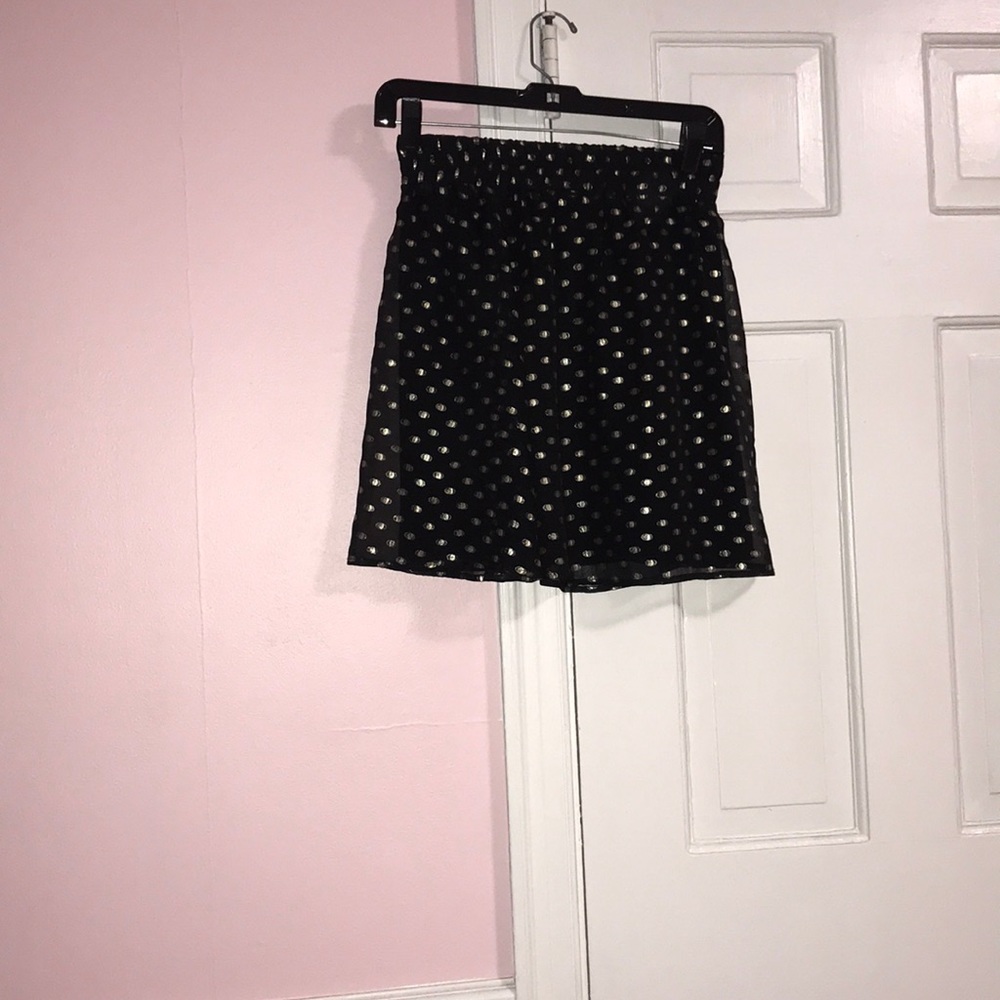 Skirt- never worn-new